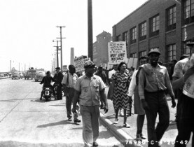1942 Ford Rouge Plant employment office demonstration